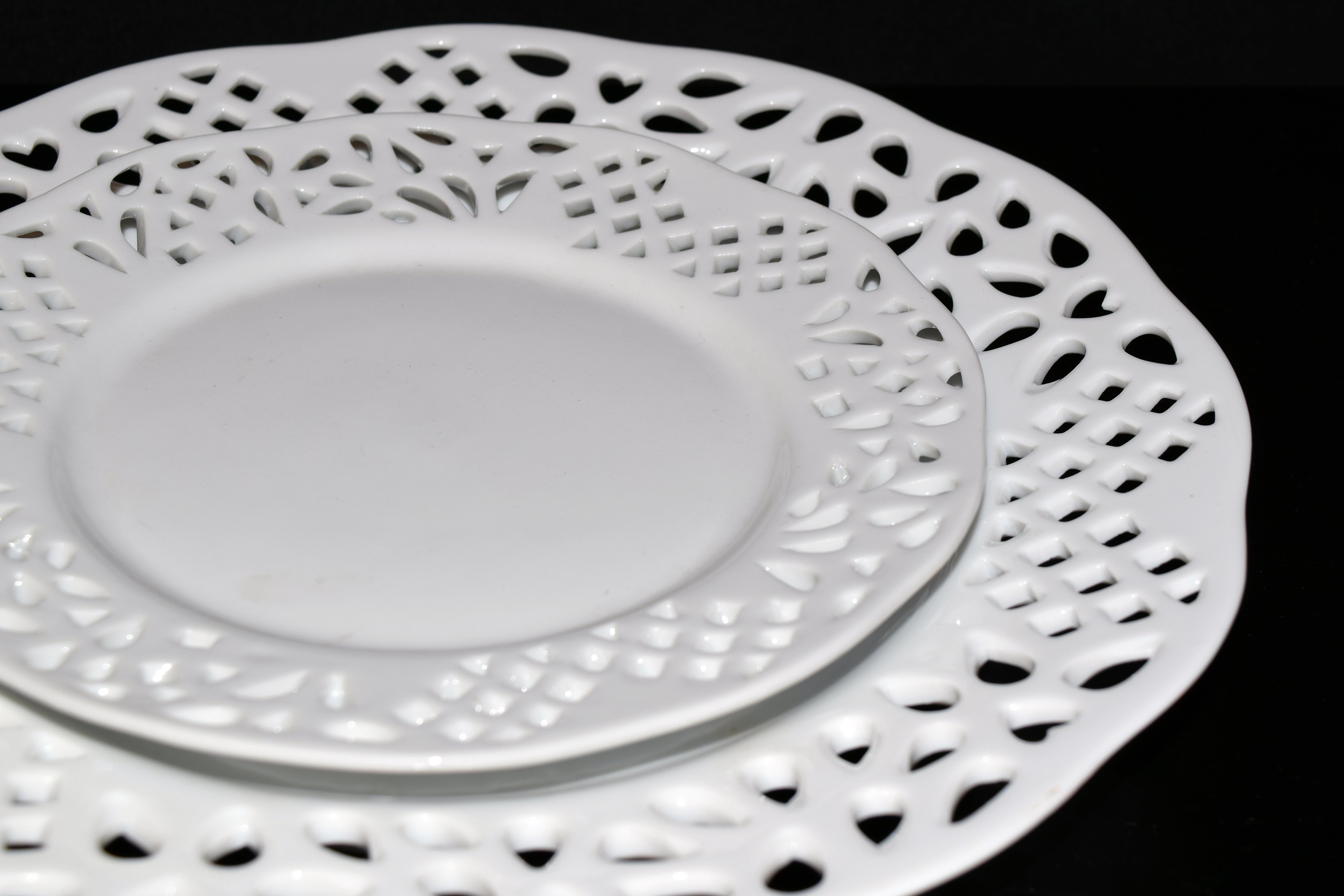 White & Ivory Lattice